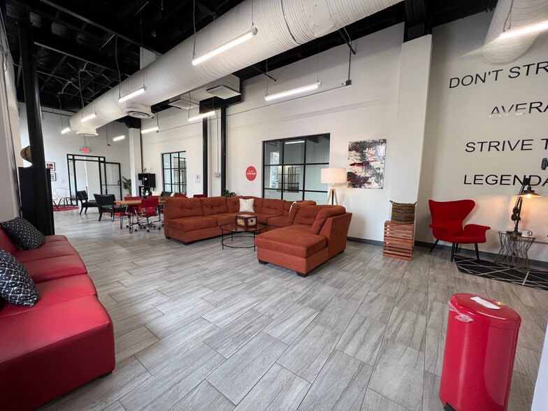 More Photos Of 522 W San Francisco Ave, El Paso Coworking Space