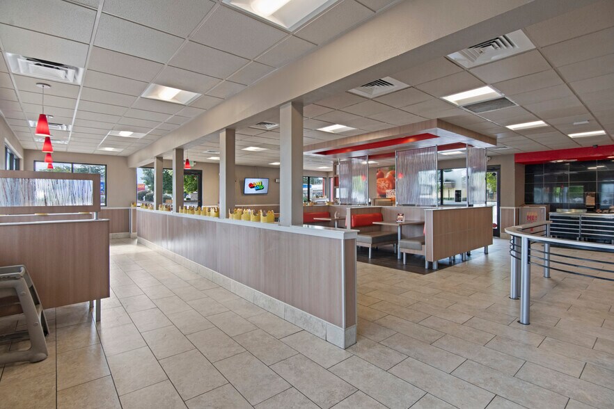 More Photos Of 2357 Main St East, Snellville Fast Food For Sale
