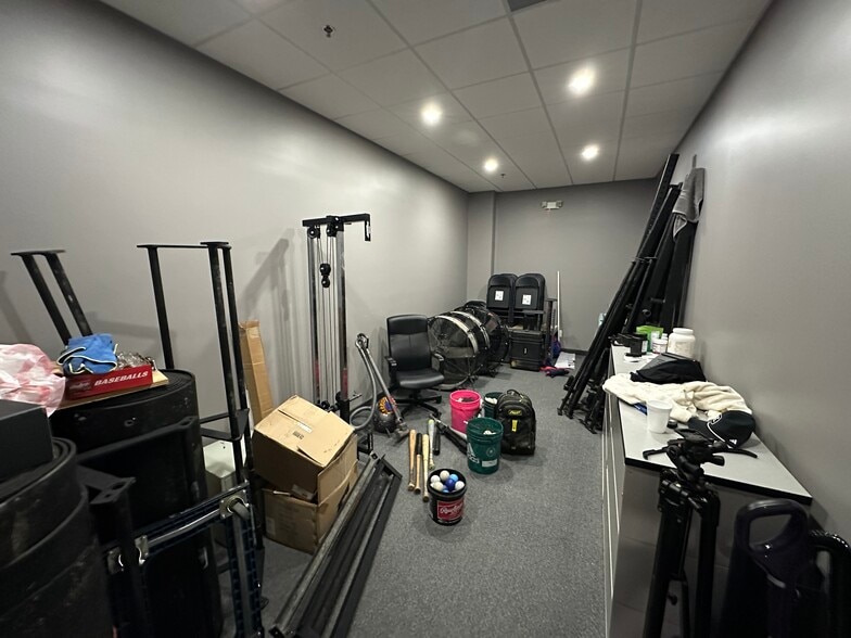 More Photos Of 4312 Republic Ct, Concord Warehouse For Lease