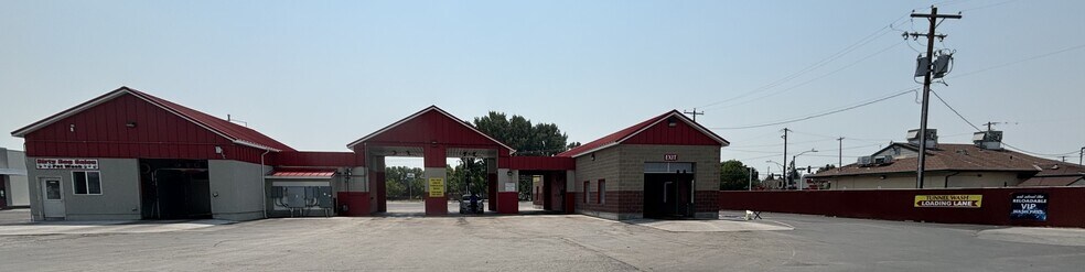 More Photos Of 865 W Bridge St, Blackfoot Carwash For Sale