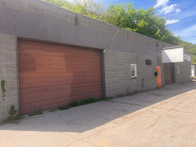 More Photos Of 8131 Maccorkle Ave, Charleston Auto Repair For Sale