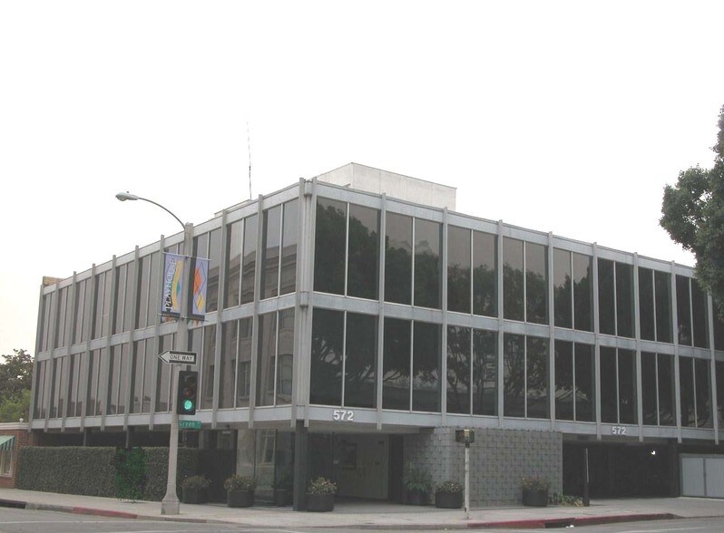 More Photos Of 572 E Green St, Pasadena Office For Lease