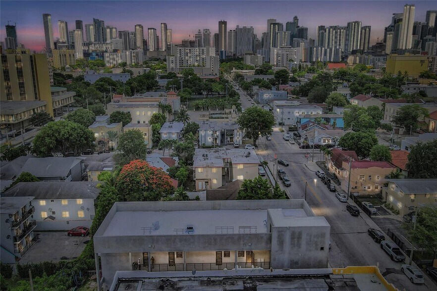 More Photos Of 1037 NW 2nd St, Miami Multifamily For Sale