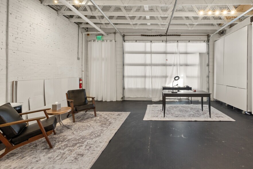 More Photos Of 411 S Main St, Fort Worth Storefront Retail Office For Sale