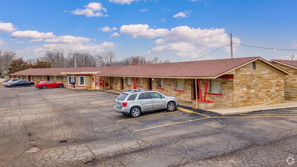 Primary Photo Of 2871 US Route 35 E, West Alexandria Hotel For Sale
