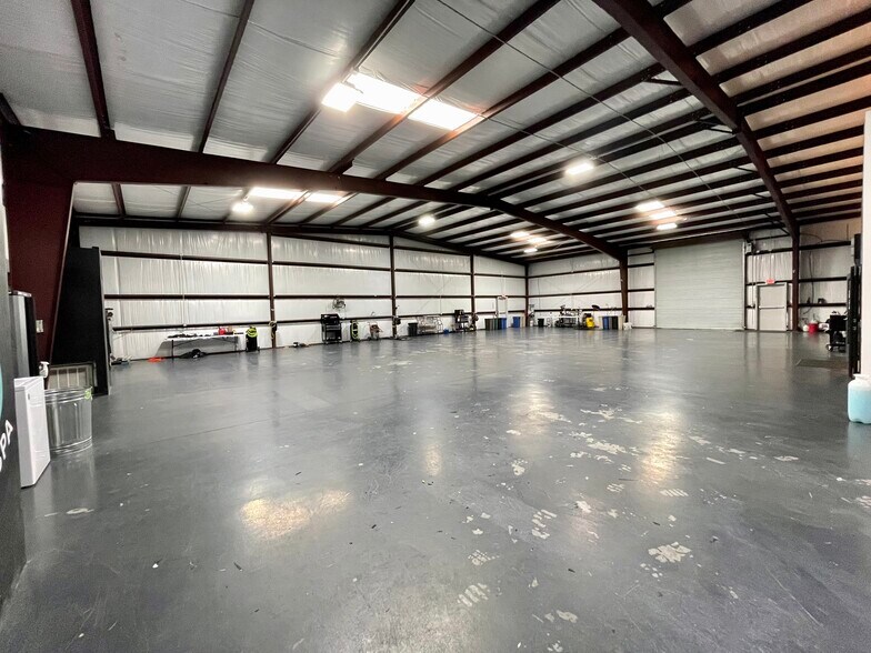 More Photos Of 21149 Blair Rd, Conroe Unknown For Lease
