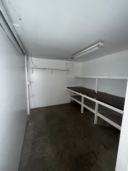 More Photos Of 8806-8810 Renton Ave, Seattle Flex For Lease