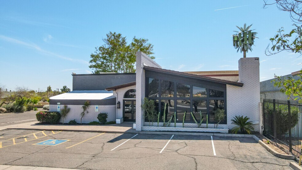 More Photos Of 2433-2439 E University Dr, Tempe Storefront Retail Office For Sale