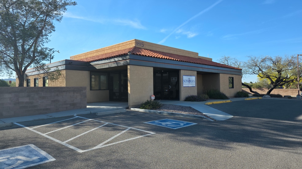 Primary Photo Of 1815 W Saint Marys Rd, Tucson Medical For Lease