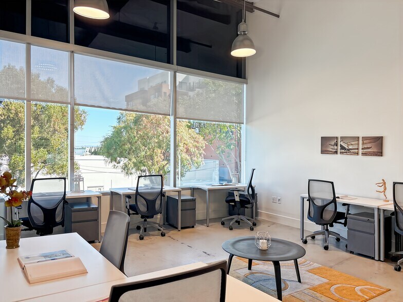 More Photos Of 101 Jefferson Dr, Menlo Park Coworking Space