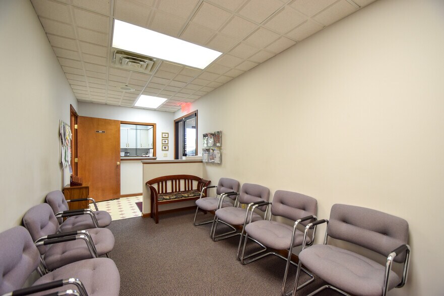 More Photos Of 6373 Kittyhawk Commons Blvd, Dayton Office For Lease