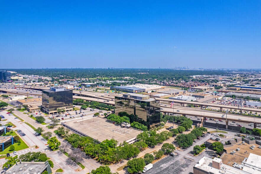 More Photos Of 2711 Lyndon B Johnson Fwy, Dallas Office For Lease
