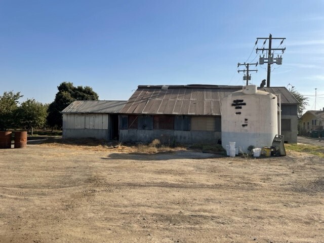 More Photos Of N/E Corner Avenue 228 & Road 56, Tulare Land For Sale