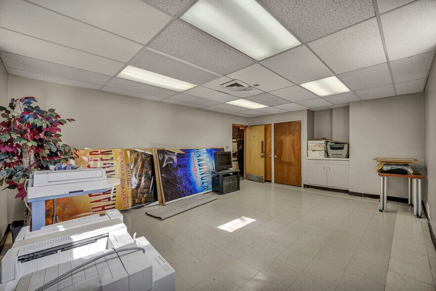 More Photos Of 15715 Libby Rd, Maple Heights General Retail For Sale