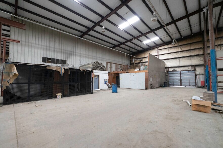 More Photos Of 105-205 Silo Ln, Lavonia Manufacturing For Sale