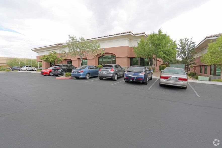More Photos Of 5550 S Fort Apache Rd, Las Vegas Medical For Lease