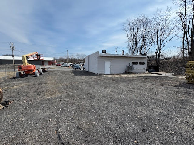More Photos Of 7 Ruscitti Rd, New Windsor Township Flex For Lease