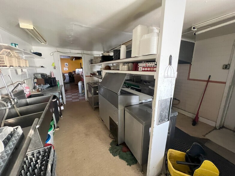 More Photos Of 507 W 2nd St, Shoshoni Restaurant For Sale