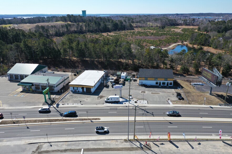 More Photos Of 3091 Cranberry Hwy, East Wareham Freestanding For Sale