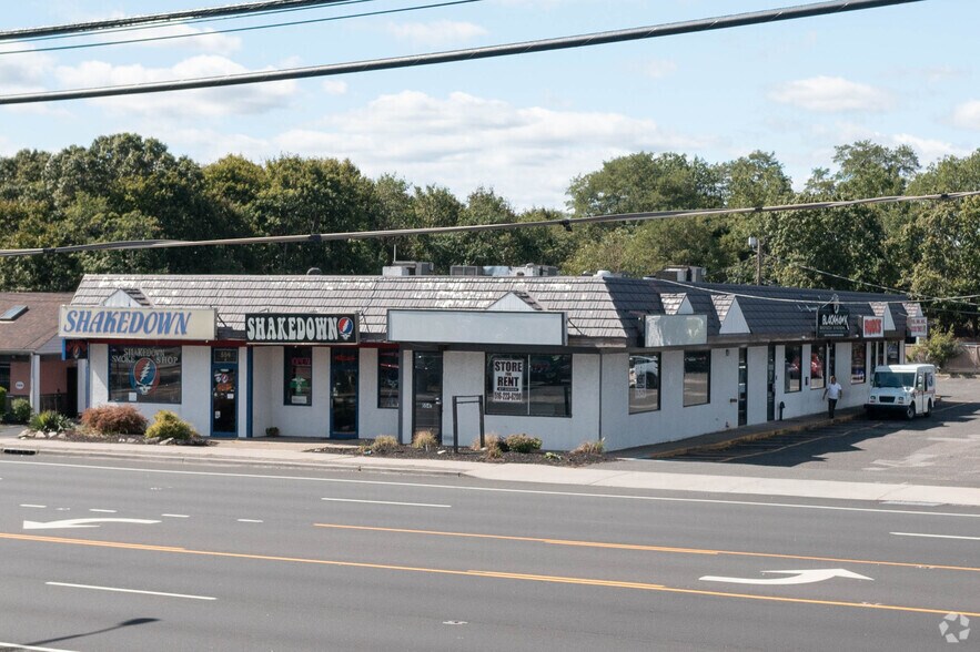 Primary Photo Of 554 Route 112, Patchogue General Retail For Sale