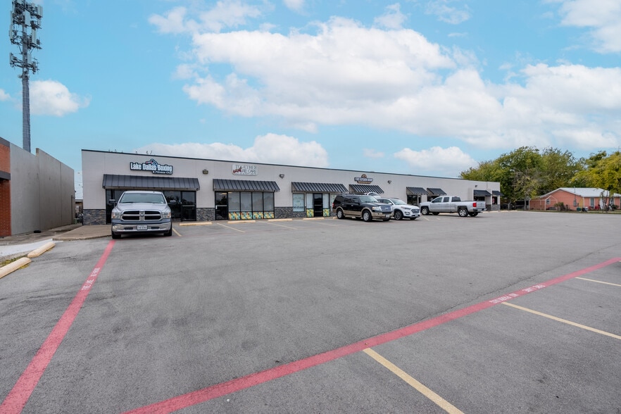 More Photos Of 500 S Lake Dallas Dr, Lake Dallas Daycare Center For Lease