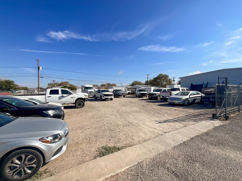 More Photos Of 400 Stoddard st, Odessa Warehouse For Sale