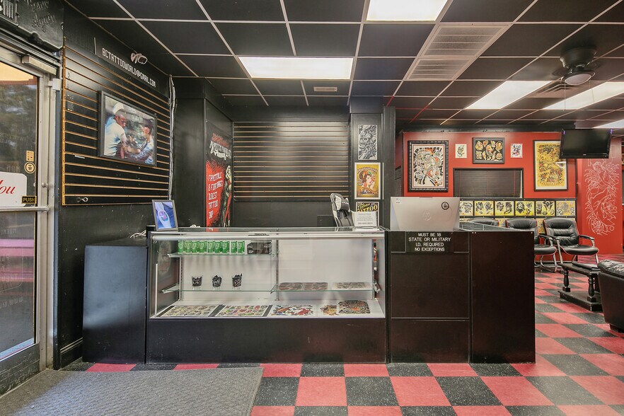 More Photos Of 5955 Yadkin Rd, Fayetteville Freestanding For Sale