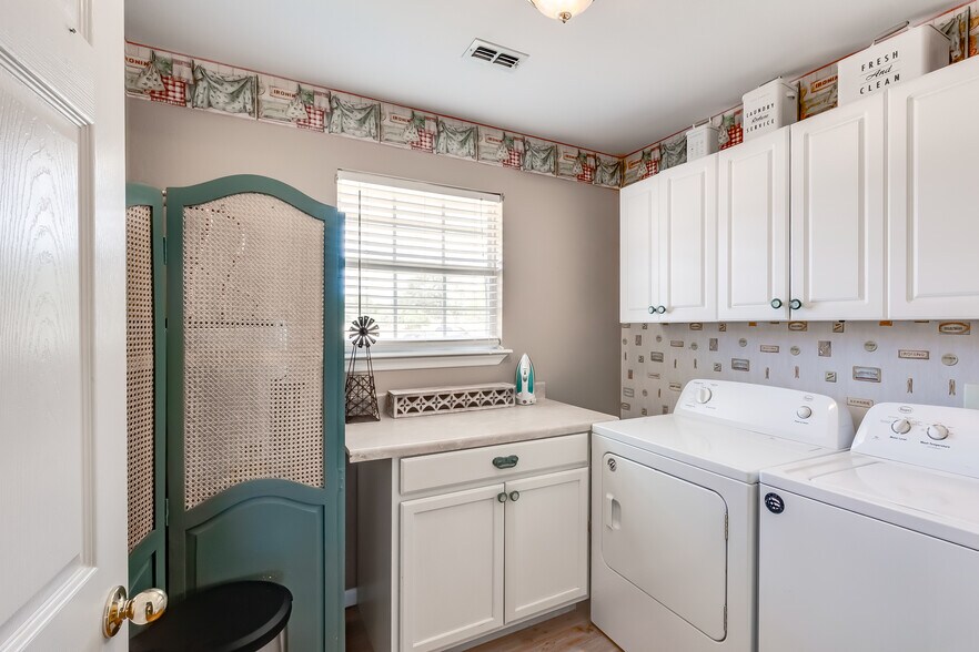 More Photos Of 200 King Ranch Rd, Gatesville Specialty For Sale