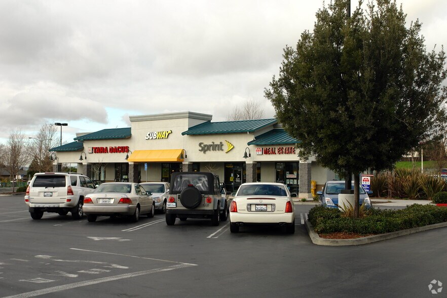 Primary Photo Of 3338 N Texas St, Fairfield Freestanding For Lease