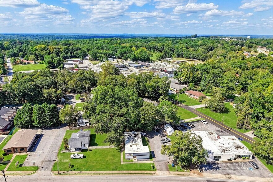 More Photos Of 224 E Broad St, Winder Medical For Sale