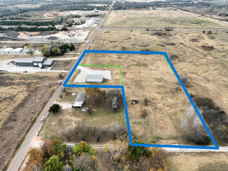 More Photos Of 1725 NE 16th St, Newcastle Warehouse For Sale