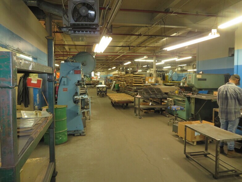 More Photos Of 1 Coan Pl, Metuchen Industrial For Lease