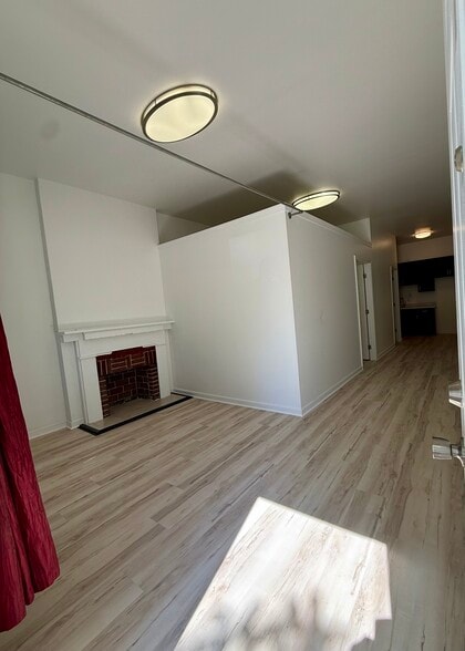 More Photos Of 512 N 3rd St, Richmond Office For Lease