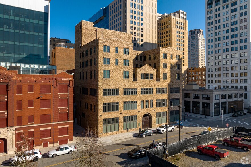 Primary Photo Of 2110 Park Ave, Detroit Office For Lease