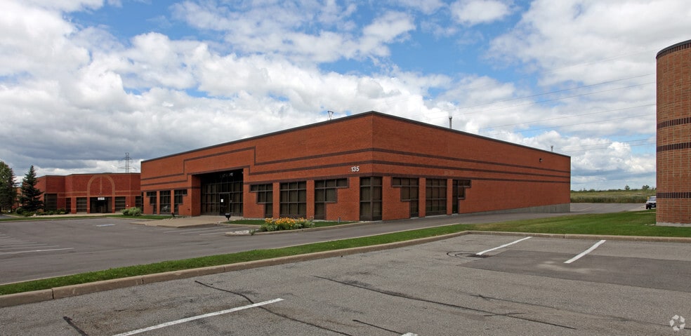 More Photos Of 6135 Danville Rd, Mississauga Warehouse For Sale