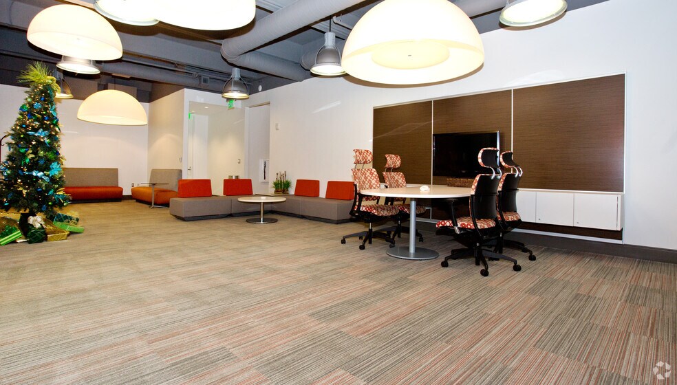 Photo of Lbby Floor Ste 100 - Spec Suite