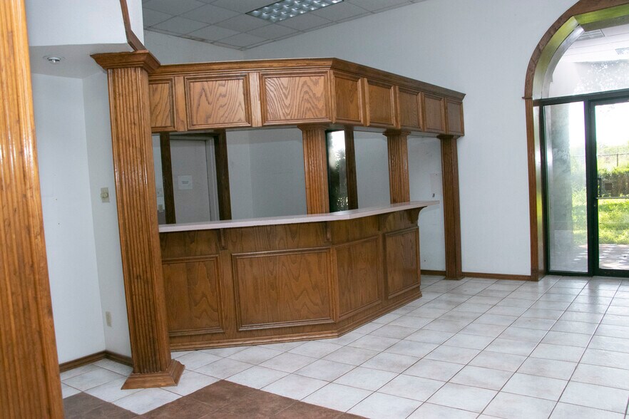 More Photos Of 12225 N Bryan Rd, Mission Light Distribution For Sale