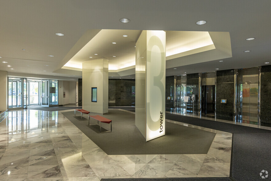 More Photos Of 3 Westbrook Corporate Ctr, Westchester Office For Lease
