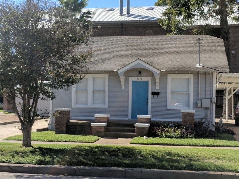 More Photos Of 1702 San Antonio St, Austin Office For Lease