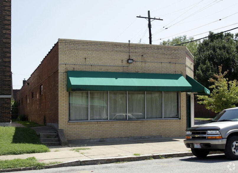 More Photos Of 6022 Virginia Ave, Saint Louis Freestanding For Sale