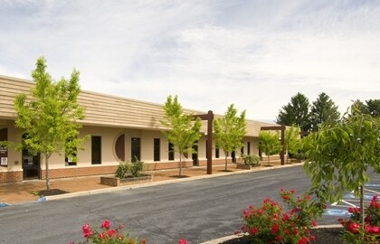More Photos Of 1861 Charter Ln, Lancaster Office For Lease