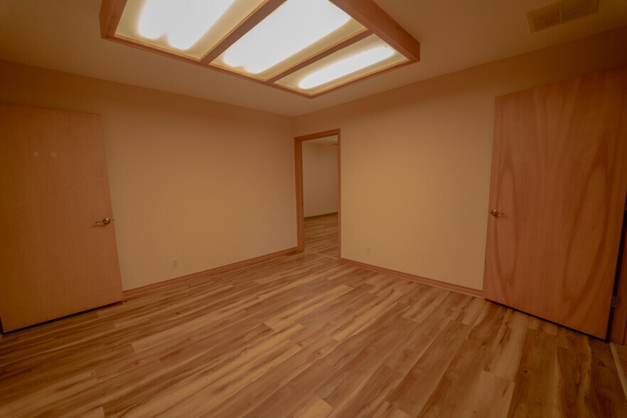 More Photos Of 2203 Port Lavaca Dr, Victoria Industrial For Sale