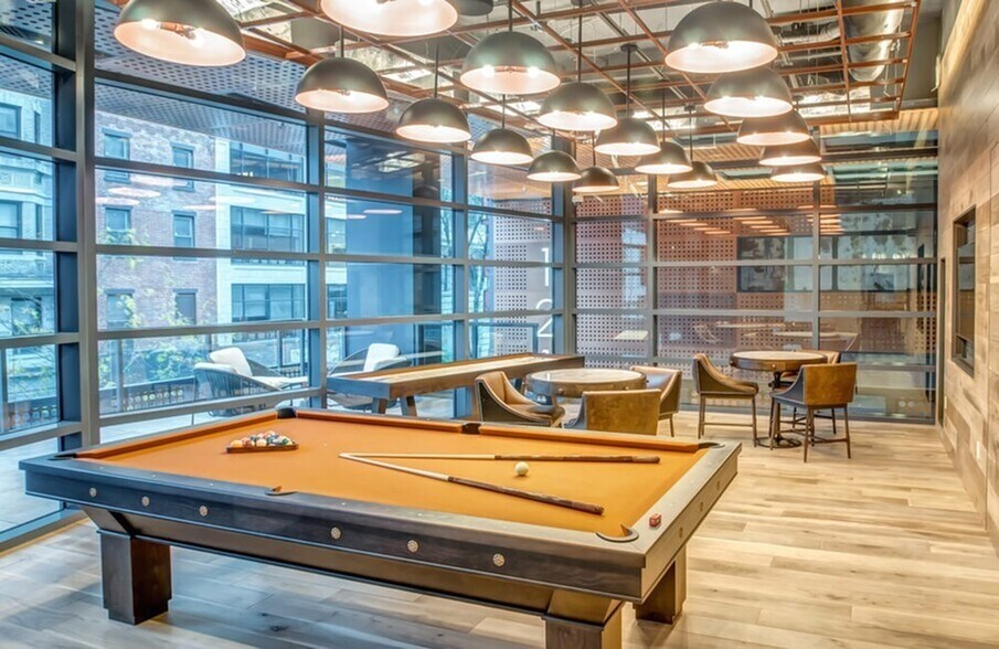 More Photos Of 1213 Walnut St, Philadelphia Apartments For Lease