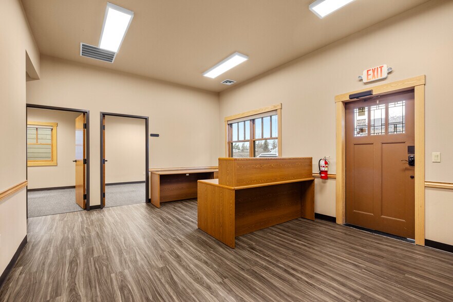 More Photos Of 102 Cooperative Way, Kalispell Office For Sale