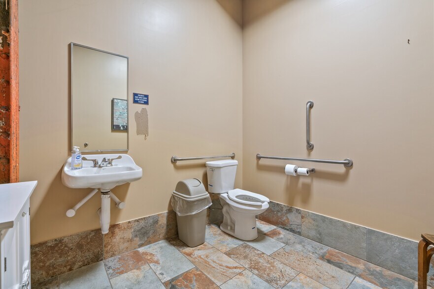 More Photos Of 104 S Water St, West Newton Distribution For Sale