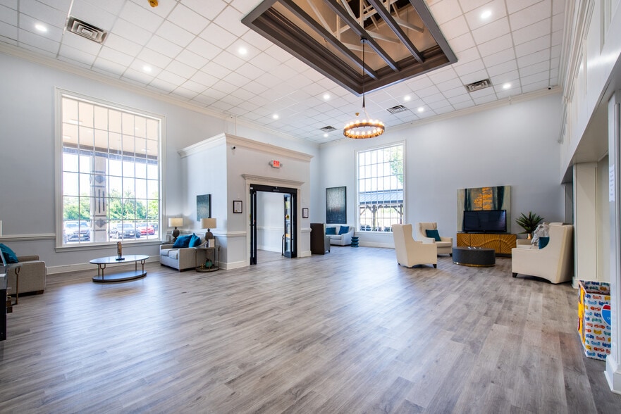 More Photos Of 1760 Plantside Dr, Louisville Assisted Living For Sale