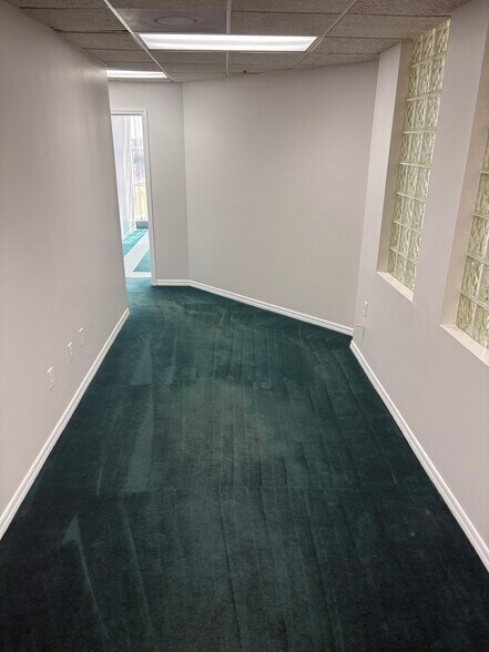 More Photos Of 8000 S Us-1 Hwy, Port Saint Lucie Office For Lease