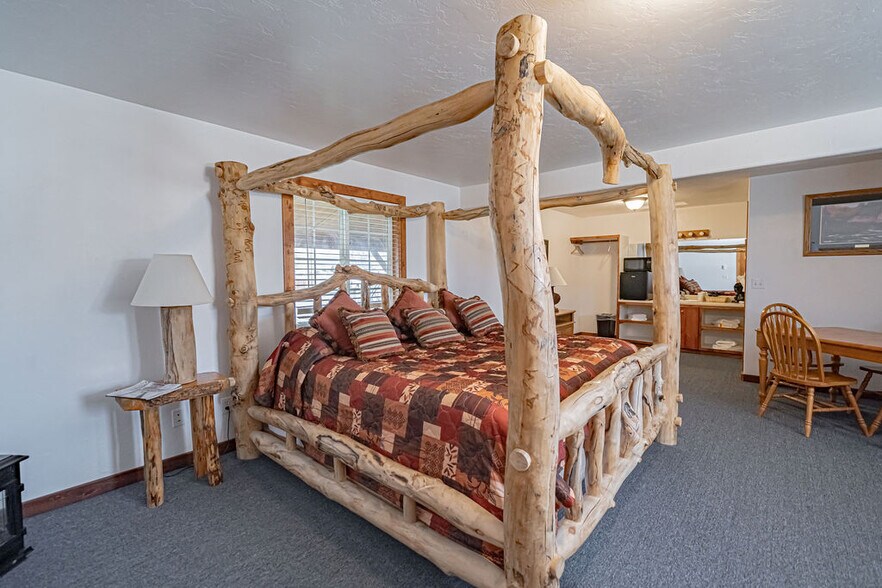 More Photos Of 3427 Swan Valley Hwy, Irwin Hotel For Sale