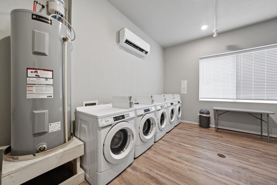 More Photos Of 701 N New Rd, Waco Apartments For Sale