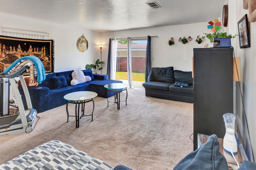 More Photos Of 12725 Barlin Ave, Downey Apartments For Sale